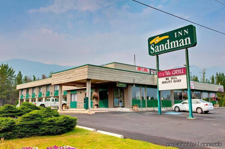 Sandman Inn Блу Ривър Екстериор снимка
